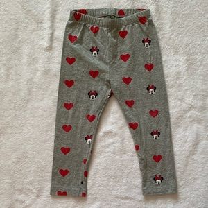 GAP Minnie hearts leggings.